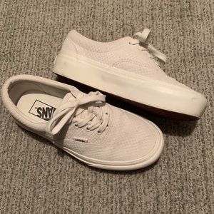 Authentic/Era Platform Leather